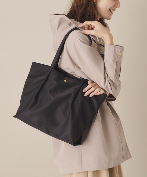 ITS'DEMO（イッツデモ）の「【通勤】肩楽PC収納A4トート（トートバッグ・レディース・ブラック/グレー/パープル/ネイビー・00）」の2枚目の写真