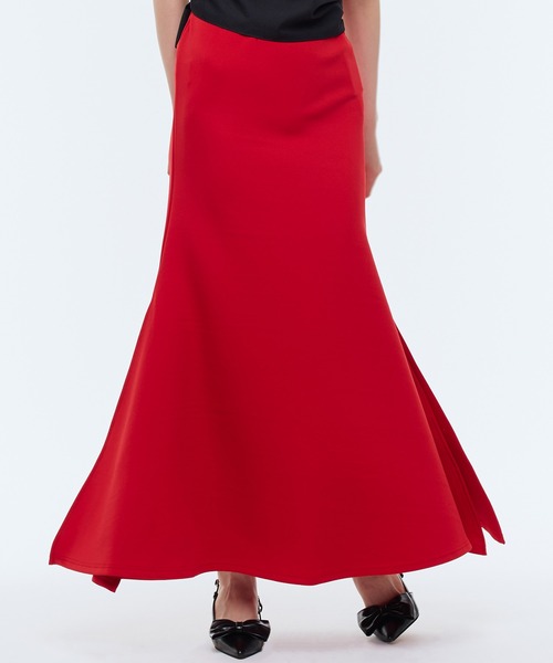 スリットフレアロングスカート