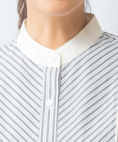 NARACAMICIE（ナラカミーチェ）の「【NARACAMICIE】ストライプクレリックバンドカラー長袖シャツ（シャツ/ブラウス・レディース・ブルー/ブラック・M/XL/L/S）」の19枚目の写真