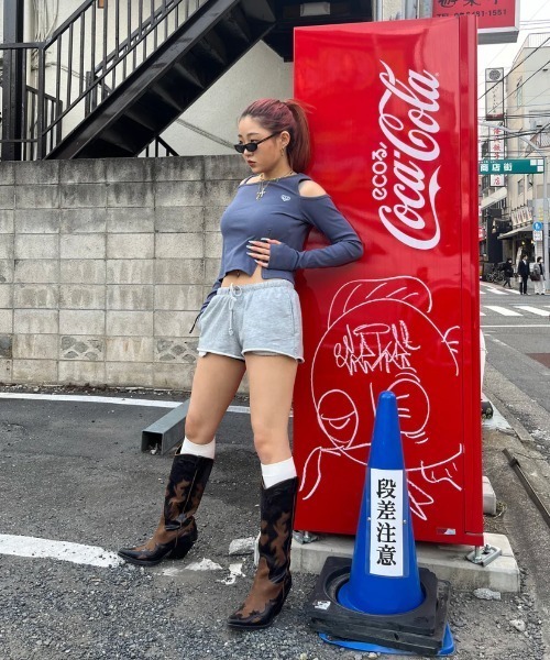 HTH（エイチティーエイチ）の「rib shoulder long tee（Tシャツ/カットソー・レディース・アッシュ/オレンジ/コーラルピンク・フリー）」の12枚目の写真