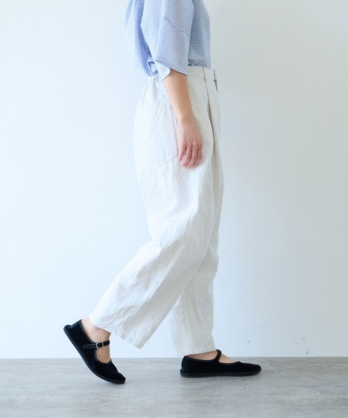 yuni（ユニ　）の「コットンリネンデニム　バックゴムパンツ（デニムパンツ・レディース・ホワイト/ネイビー/サックスブルー・S/M）」の13枚目の写真