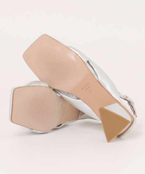 ANGEL ALARCON（アンヘルアラルコン）の「【ANGEL ALARCON】スクエアトウチャンキーヒールサンダル(D52002)（サンダル・レディース・ベージュ/シルバー/ブラック・36/37/38/39/35）」の5枚目の写真