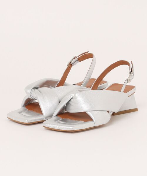 ANGEL ALARCON（アンヘルアラルコン）の「【ANGEL ALARCON】スクエアトウチャンキーヒールサンダル(D52002)（サンダル・レディース・ベージュ/シルバー/ブラック・36/37/38/39/35）」の7枚目の写真