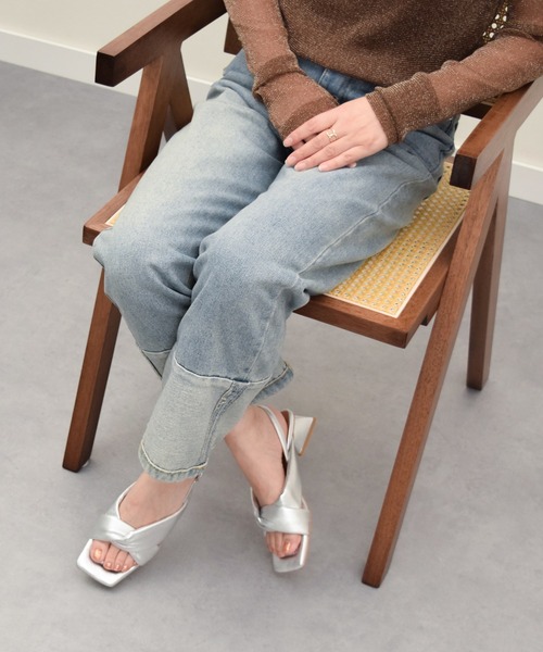 ANGEL ALARCON（アンヘルアラルコン）の「【ANGEL ALARCON】スクエアトウチャンキーヒールサンダル(D52002)（サンダル・レディース・ベージュ/シルバー/ブラック・36/37/38/39/35）」の10枚目の写真