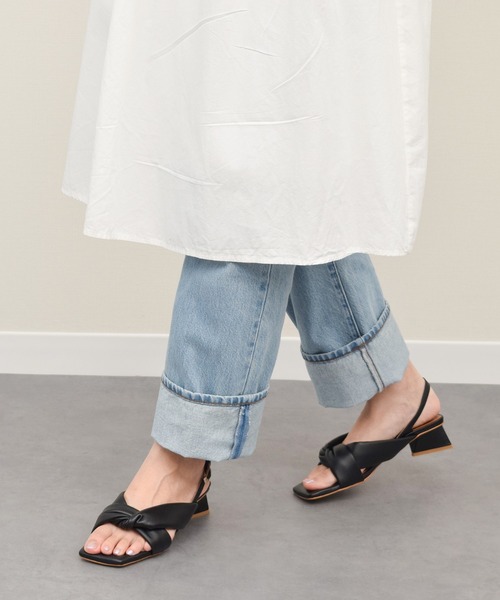 ANGEL ALARCON（アンヘルアラルコン）の「【ANGEL ALARCON】スクエアトウチャンキーヒールサンダル(D52002)（サンダル・レディース・ベージュ/シルバー/ブラック・36/37/38/39/35）」の13枚目の写真