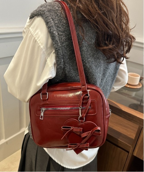 gossip!ロサンゼルス(ゴシップロサンゼルス)の「Y2K ハートチャーム付き ショルダーバッグ(ショルダーバッグ・レディース・ホワイト/シルバー/ブラウン/ワイン/ブラック・FREE)」の10枚目の写真