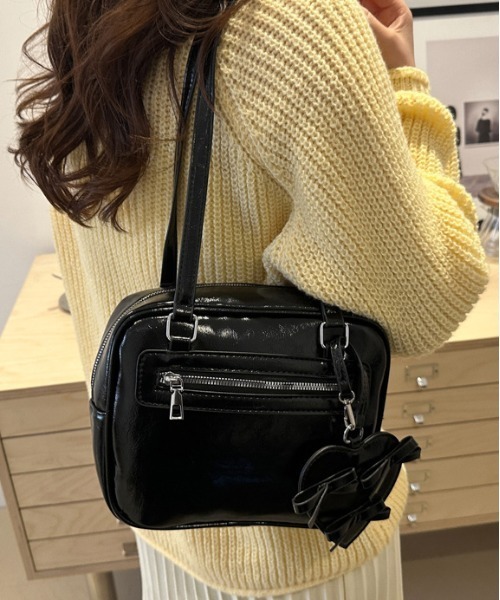 gossip!ロサンゼルス(ゴシップロサンゼルス)の「Y2K ハートチャーム付き ショルダーバッグ(ショルダーバッグ・レディース・ホワイト/シルバー/ブラウン/ワイン/ブラック・FREE)」の15枚目の写真