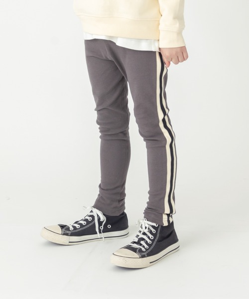 ever closet(エバークローゼット)の「サイドラインレギンス(レギンス/スパッツ・キッズ・ホワイト系その他/グレー系その他2/ブルー系その他/ブラック/グレー系その他/ブルー系その他2/ライラック・80cm/90cm/100cm/110cm/120cm/130cm/140cm/150cm)」の3枚目の写真