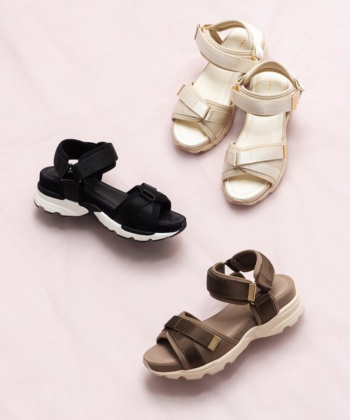 JELLY BEANS(ジェリービーンズ)の「【厚底】【スポサン】ベルクロテープストラップスポーツサンダル(211-53325)JELLY BEANS(ジェリービーンズ)(サンダル・レディース・ブラック/グレイッシュベージュ/アイボリー・S/M/L)」の13枚目の写真