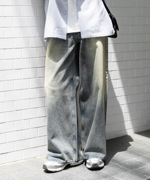 SENSE OF PLACE by URBAN RESEARCH（センスオブプレイスバイアーバンリサーチ）の「『ユニセックス』ヴィンテージライクデニムワイドパンツ（デニムパンツ・メンズ・ブラック/インディゴブルー・LARGE/MEDIUM）」の5枚目の写真