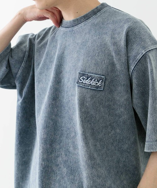 ITEMS URBANRESEARCH（アイテムズ アーバンリサーチ）の「ワンポイント刺繍クルーネックデニムTシャツ（Tシャツ/カットソー・メンズ・ブラック/ブルー/ネイビー・MEDIUM/LARGE）」の4枚目の写真