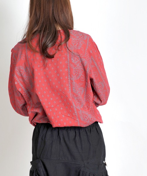 MARAI(マーライ)の「キーネックエスニックシャツ 長袖Tシャツ ロンT(Tシャツ/カットソー・レディース・E/F/G/O/Q/S/H/T/M/P/R・FREE)」の15枚目の写真