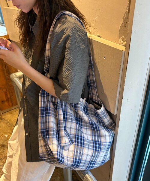 CIAOPANIC TYPY(チャオパニックティピー)の「【UNISEX】チェック柄ショルダーバッグ(ショルダーバッグ・レディース・ホワイト/イエロー/ブルー/グレー・ONE SIZE)」の9枚目の写真