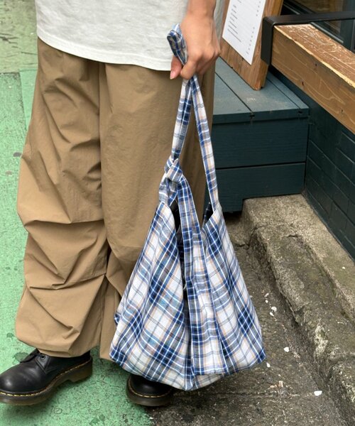 CIAOPANIC TYPY(チャオパニックティピー)の「【UNISEX】チェック柄ショルダーバッグ(ショルダーバッグ・レディース・ホワイト/イエロー/ブルー/グレー・ONE SIZE)」の12枚目の写真