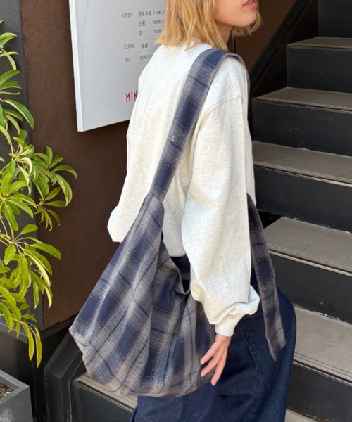 SS25 チェック ショルダーバッグ セール】【UNISEX】チェック柄ショルダーバッグ（ショルダー