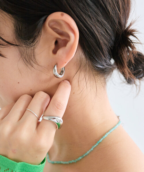 RIVE DROITE（リヴドロワ）の「【R.good（アールドットグッド）】サークルピアス（ピアス（両耳用）・レディース・ゴールド/シルバー・FREE）」の6枚目の写真