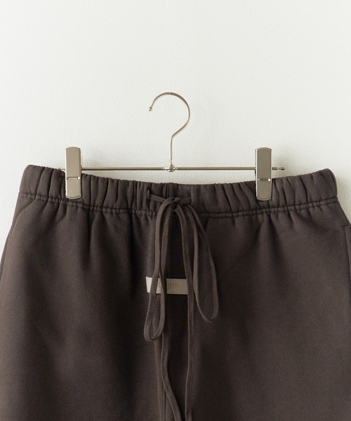 FOG ESSENTIALS(エフオージーエッセンシャルズ)の「FOG ESSENTIALS/エッセンシャルズ RELAXED 1977 SWEAT SHORTS スウェットショーツ ハーフパンツ(スウェットパンツ・メンズ・ホワイト/ブラック・S/M/L/XL)」の9枚目の写真