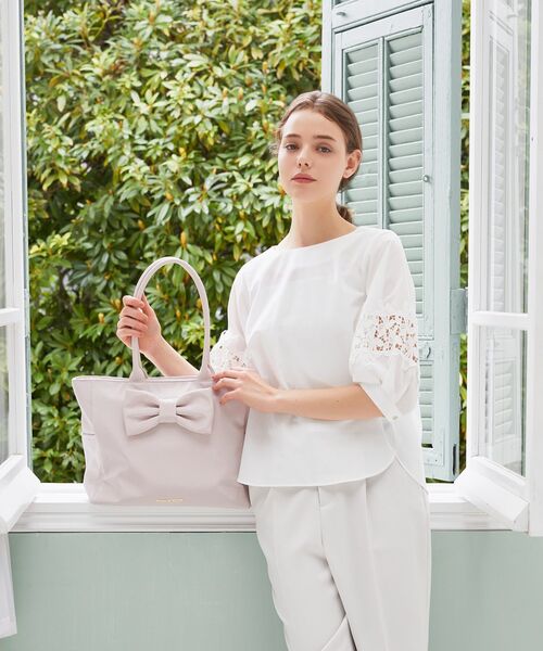 Maison de FLEUR（メゾンドフルール）の「フロントリボンキャリーオンバッグ（トートバッグ・レディース・ブラック/ピンク系その他3・FREE）」の14枚目の写真