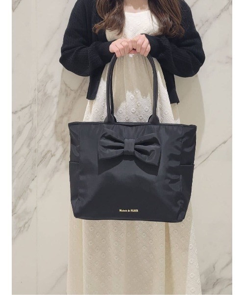 Maison de FLEUR（メゾンドフルール）の「フロントリボンキャリーオンバッグ（トートバッグ・レディース・ブラック/ピンク系その他3・FREE）」の18枚目の写真