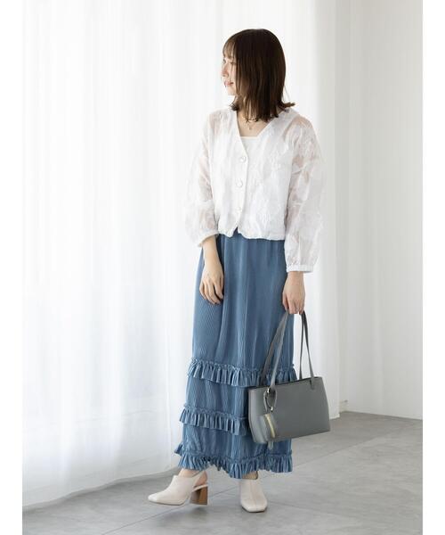 Te chichi TERRASSE(テチチテラス)の「裾フリルプリーツスカート(スカート・レディース・オフホワイト/ブルー/チャコールグレー・F)」の5枚目の写真