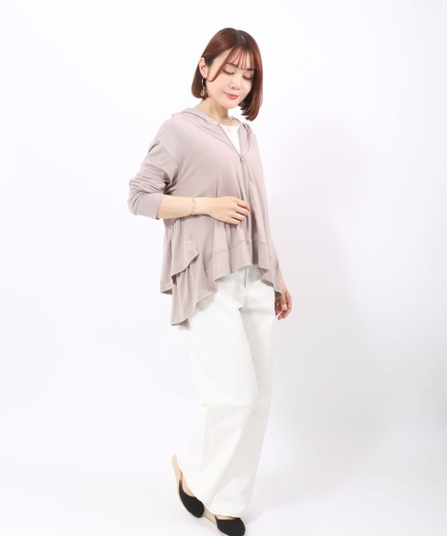 Salong hameu(サロン ハミュー)の「UVカット加工・接触冷感・吸汗速乾・ストレッチ バックフリル ジップアップパーカー レディース/UVパーカー(パーカー・レディース・アイボリー/サックスブルー/ブラック/ベージュ・M/L)」の20枚目の写真
