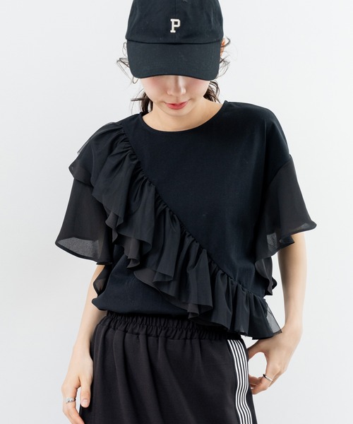 ANNA LUNA(アンナルナ)の「【ANNA LUNA】甘すぎない 大人 の フリル Tシャツ(Tシャツ/カットソー・レディース・ブラック/オフホワイト・MEDIUM)」の2枚目の写真
