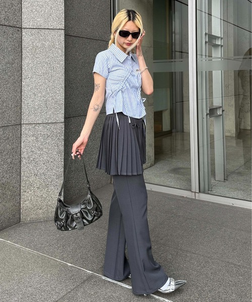 sedacle girl(セダクルガール)の「アシンメトリーシャーリングシャツ(シャツ/ブラウス・レディース・ライトブルー/オフホワイト/サックスブルー・MEDIUM/SMALL)」の10枚目の写真