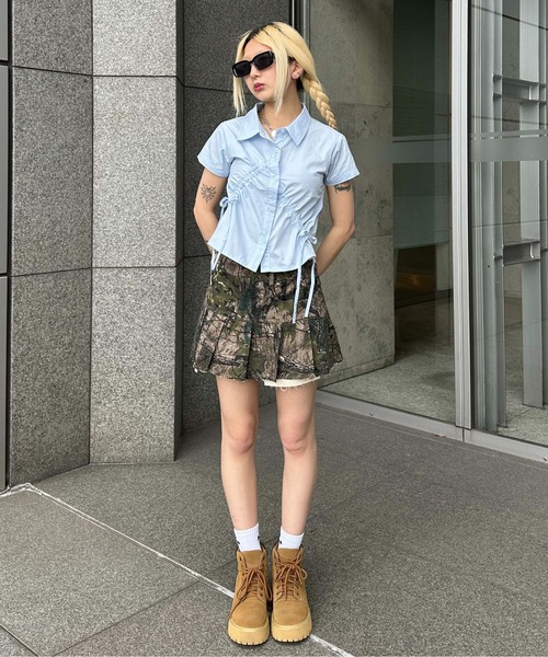 sedacle girl(セダクルガール)の「アシンメトリーシャーリングシャツ(シャツ/ブラウス・レディース・ライトブルー/オフホワイト/サックスブルー・MEDIUM/SMALL)」の19枚目の写真