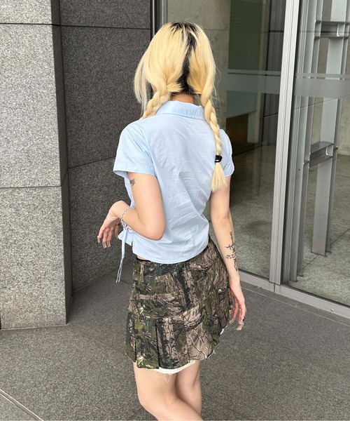 sedacle girl(セダクルガール)の「アシンメトリーシャーリングシャツ(シャツ/ブラウス・レディース・ライトブルー/オフホワイト/サックスブルー・MEDIUM/SMALL)」の16枚目の写真