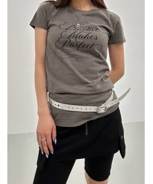 LAGUA GEM(ラグアジェム)の「MESSAGE SLAB チュニック(Tシャツ/カットソー・レディース・アイボリー/ブラック/チャコールグレー・FREE)」の6枚目の写真