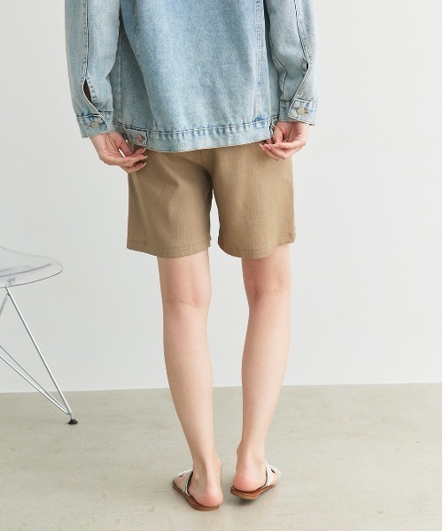 ad thie(アドティエ)の「リネンライク タックハーフパンツ(その他パンツ・レディース・ベージュ/ダークブラウン/ブラック/ナチュラル・FREE)」の22枚目の写真