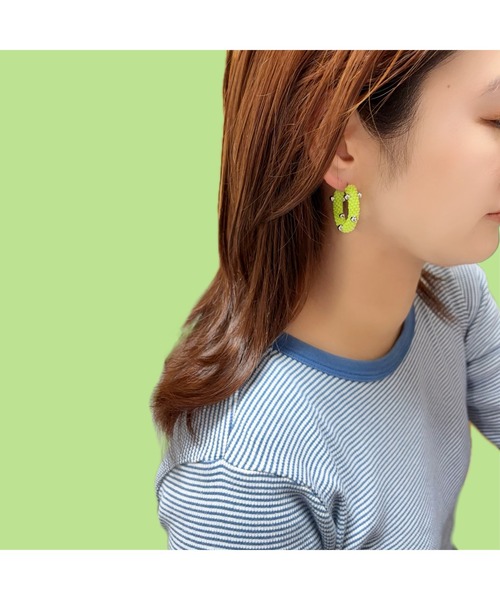 tone(トーン)の「【Bethlehem】チャンキーフープピアス(MA)(ピアス(両耳用)・レディース・ライム/ピンク/ブルー・FREE)」の18枚目の写真