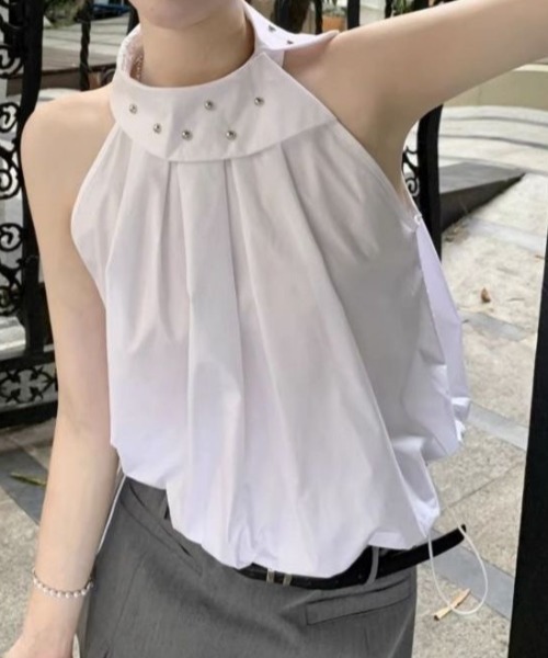 セール】ビジュー付きアシンメトリーホルターネックトップス