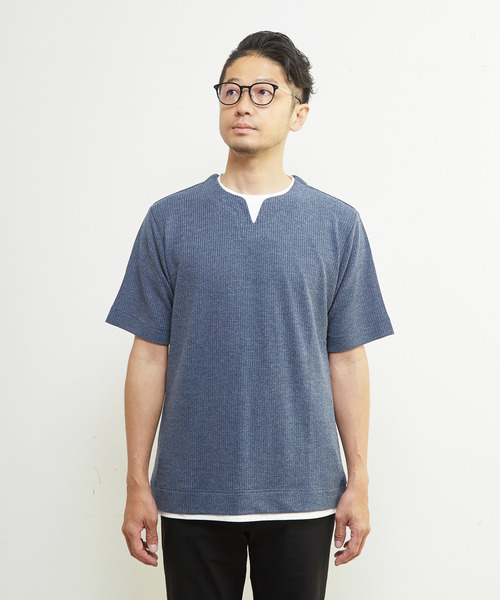 MEN'S MELROSE（メンズメルローズ）の「リンクスストライプキーネックフェイクレイヤードTシャツ（Tシャツ/カットソー・メンズ・ネイビー/チャコールグレー/ライトグレー・4/3/2）」の4枚目の写真