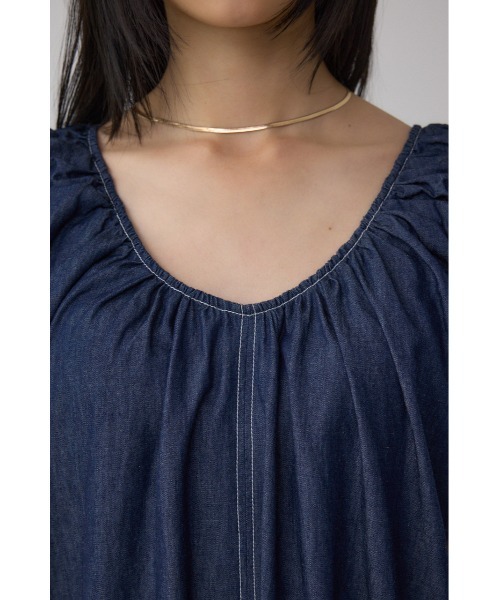 AZUL by moussy(アズールバイマウジー)の「【身長/骨格別着用画像あり】前後2WAYバルーンギャザーワンピース 夏服 春服 秋服 ノースリーブ デニム(ワンピース・レディース・ブルー/ブラック・SMALL/MEDIUM)」の9枚目の写真