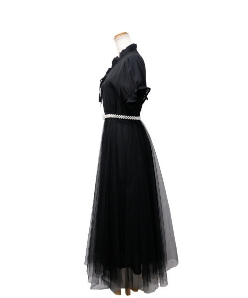 CLOTHY(クロシィ)の「【オケージョンやお出かけにも◎】パールベルト付きドレス(ドレス・レディース・ベージュ/ブラック・MEDIUM)」の3枚目の写真