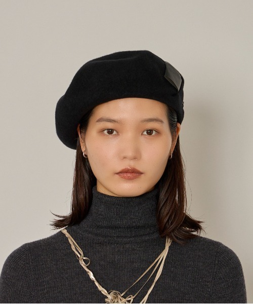 arth(アース)の「arth Put in Ribbon Beret / アース(ハンチング/ベレー帽・レディース・ブラック/ベージュ/ブラウン・M/57.5cm)」の4枚目の写真