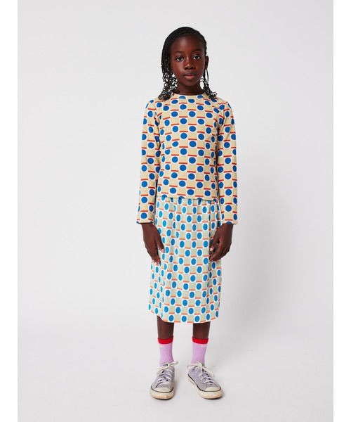 BOBO CHOSES(ボボショーズ)の「Geometric Scacs over pencil pleated skirt(スカート・キッズ・オフホワイト・2-3YEAR/4-5YEAR/6-7YEAR/8-9y/12-13y/10-11y)」の4枚目の写真