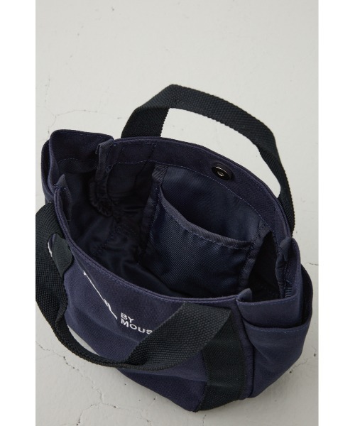 AZUL by moussy(アズールバイマウジー)の「キャンバスロゴミニトート(ハンドバッグ・メンズ・アイボリー/ブラック/ネイビー・FREE)」の4枚目の写真