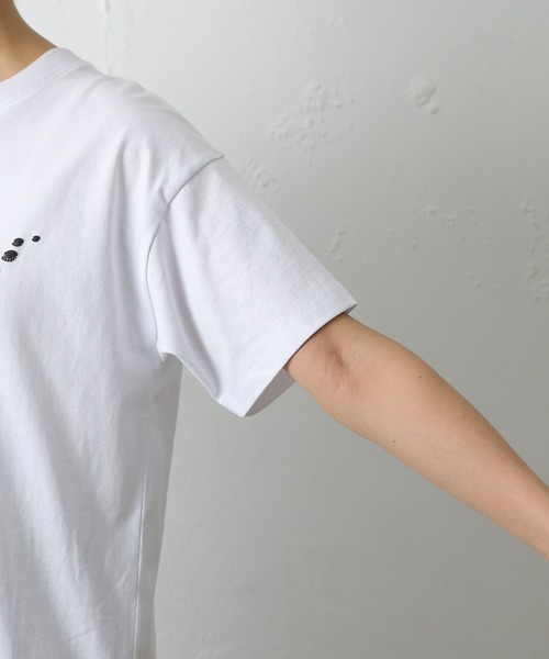 COLONY 2139(コロニートゥーワンスリーナイン)の「AMBIENTプリントTシャツ(Tシャツ/カットソー・レディース・ブラック/サックスブルー/ホワイト/ブラウン/ピンク・FREE)」の9枚目の写真