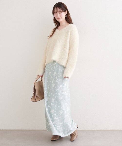 natural couture（ナチュラルクチュール）の「Vネックシャギーニットプルオーバー（ニット/セーター・レディース・ラベンダー/ブルー/オフホワイト/ブラック/グレイッシュベージュ/モカ・FREE）」の10枚目の写真