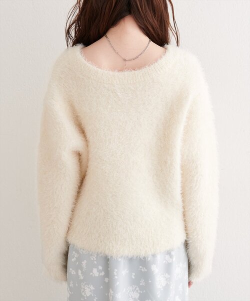 natural couture（ナチュラルクチュール）の「Vネックシャギーニットプルオーバー（ニット/セーター・レディース・ラベンダー/ブルー/オフホワイト/ブラック/グレイッシュベージュ/モカ・FREE）」の13枚目の写真