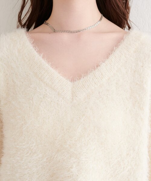 natural couture（ナチュラルクチュール）の「Vネックシャギーニットプルオーバー（ニット/セーター・レディース・ラベンダー/ブルー/オフホワイト/ブラック/グレイッシュベージュ/モカ・FREE）」の14枚目の写真