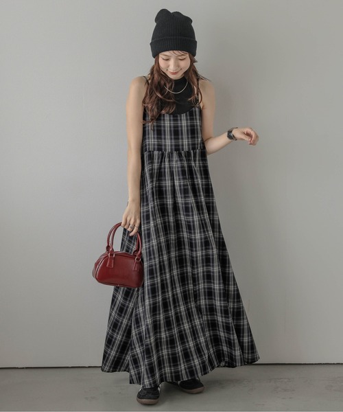 SUGAR BISKET（シュガービスケット）の「チェック柄キャミソールワンピース（ワンピース・レディース・ブルー/ブラック/グリーン/オレンジ/ベージュ・フリー）」の6枚目の写真