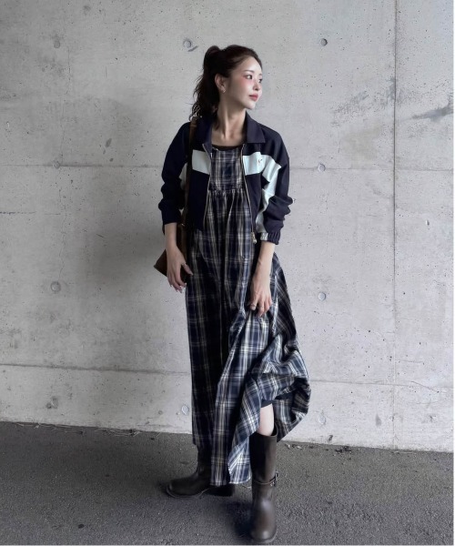 SUGAR BISKET（シュガービスケット）の「チェック柄キャミソールワンピース（ワンピース・レディース・ブルー/ブラック/グリーン/オレンジ/ベージュ・フリー）」の8枚目の写真