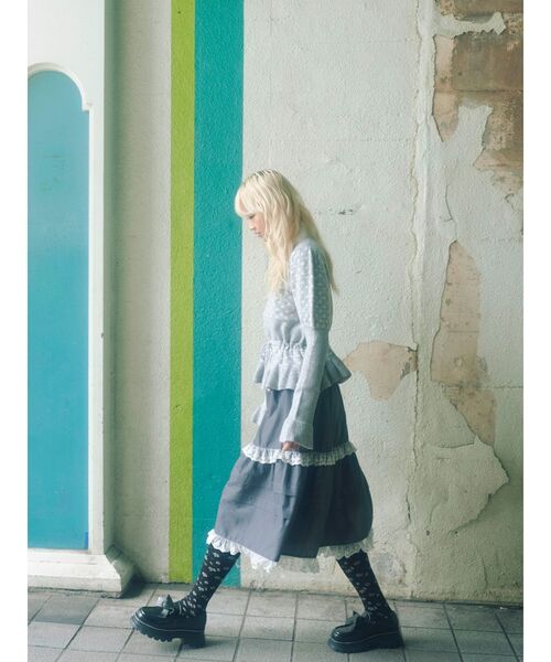 merry jenny(メリージェニー)の「フリルペプラムニットトップス(ニット/セーター・レディース・ネイビー/グレー/オフホワイト・FREE)」の4枚目の写真