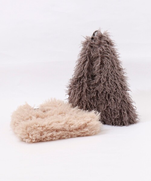 NOLLEY’S（ノーリーズ）の「【PR林☆別注】チベットラムフェイクファーバッグ（ショルダーバッグ・レディース・ベージュ/グレイッシュベージュ・FREE）」の10枚目の写真