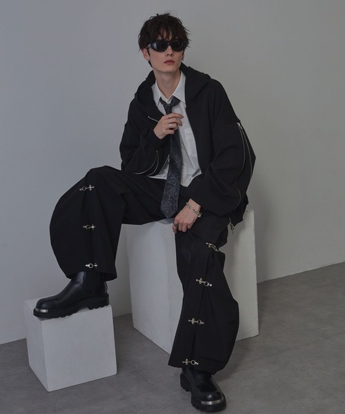 ANEDIST（アンディスト）の「Transform wide balloon pants / トランスフォームワイドバルーンパンツ（その他パンツ・メンズ・ブラック/チャコールグレー・L/M）」の13枚目の写真