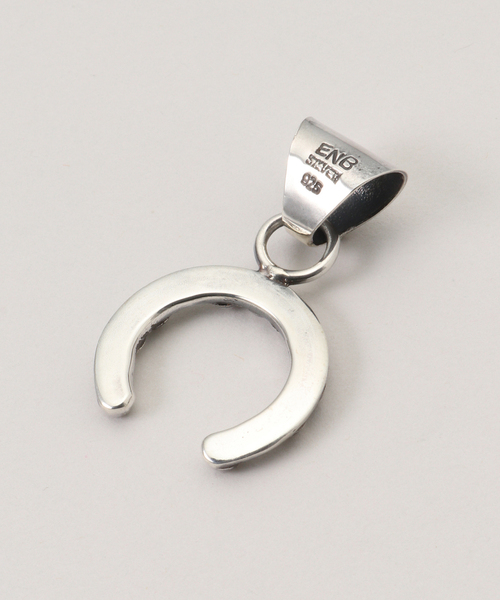 Spick & Span（スピックアンドスパン）の「ERICKA NICOLAS BEGAY/エリッカ ニコラス ビゲイ NAJA1（チャーム・レディース・シルバー・FREE）」の2枚目の写真