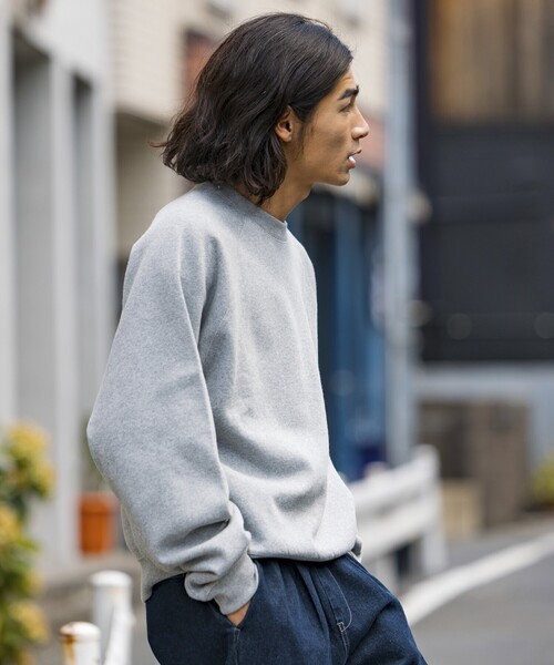 FREAK'S STORE(フリークスストア)の「限定展開 12oz Short Length ヘビーウェイト ラグランスリーブ スウェット/ショート丈(スウェット・メンズ・ブラック/ネイビー/アッシュグレー/スミクロ/杢グレー・SMALL/MEDIUM/LARGE)」の4枚目の写真